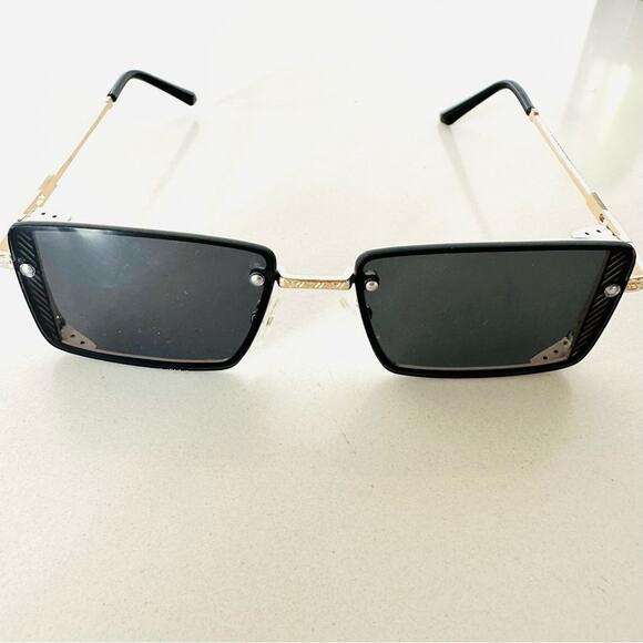 VINTAGE Y2K 90s Gold Metal Square Black Mini Etched Sunglasses Unisex Sunnies - Picture 7 of 12